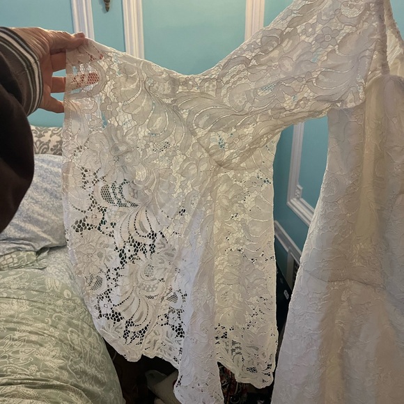 City Chic Cream Lace Knee Length Wedding Dress - Picture 2 of 4